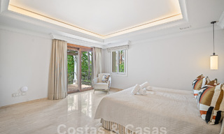 Vente d'une propriété majestueuse et royale avec des logements pour invités et une intimité totale, entourée de terrains de golf à Benahavis - Marbella 55944 