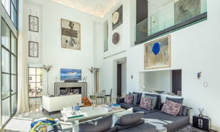 Prestigieuse villa méditerranéenne contemporaine à vendre, en première ligne du golf dans une resort de cinq étoiles à Benahavis - Marbella 39022 