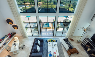 Prestigieuse villa méditerranéenne contemporaine à vendre, en première ligne du golf dans une resort de cinq étoiles à Benahavis - Marbella 39029 