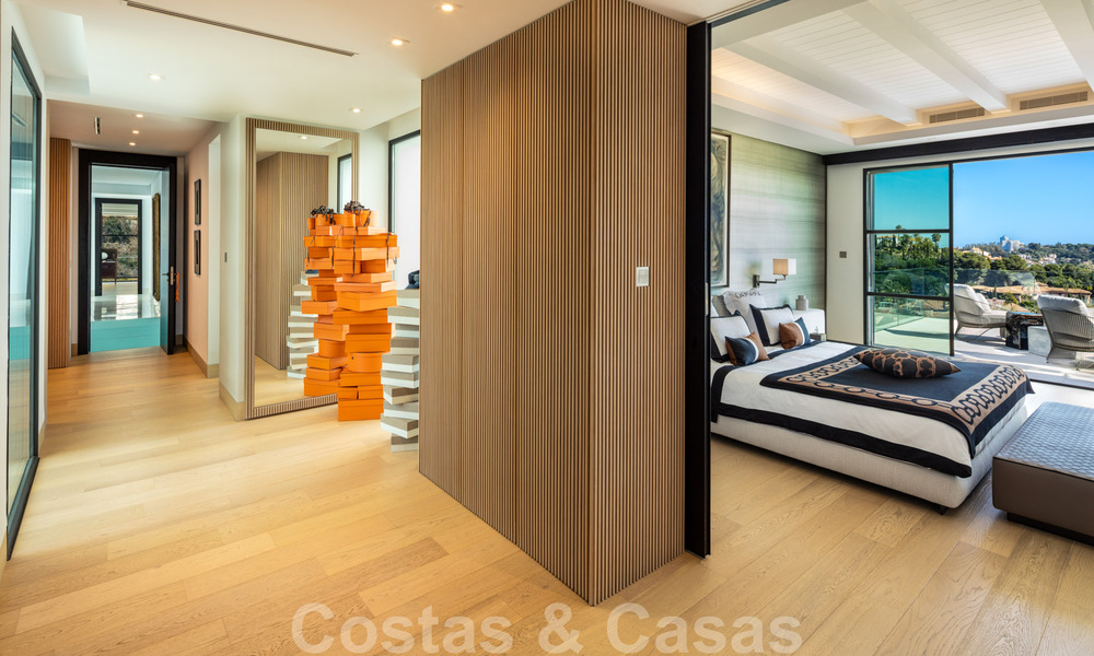 Prestigieuse villa méditerranéenne contemporaine à vendre, en première ligne du golf dans une resort de cinq étoiles à Benahavis - Marbella 39031