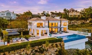 Prestigieuse villa méditerranéenne contemporaine à vendre, en première ligne du golf dans une resort de cinq étoiles à Benahavis - Marbella 39043 