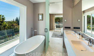 Villa contemporaine et moderne à vendre à Nueva Andalucia, Marbella 39082 
