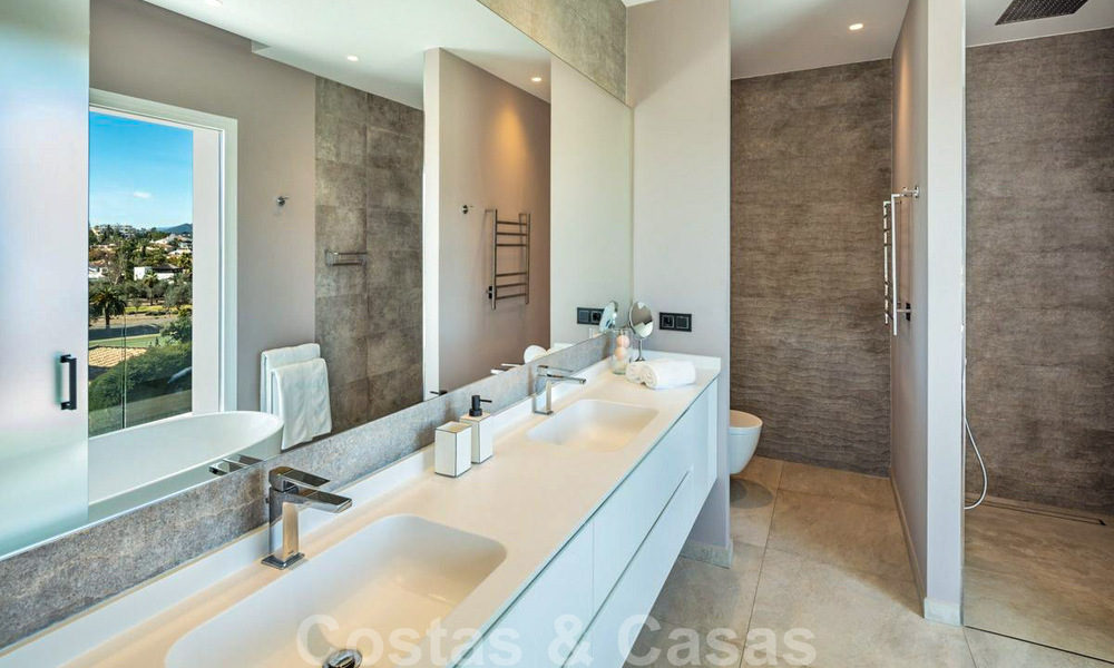 Villa contemporaine et moderne à vendre à Nueva Andalucia, Marbella 39085