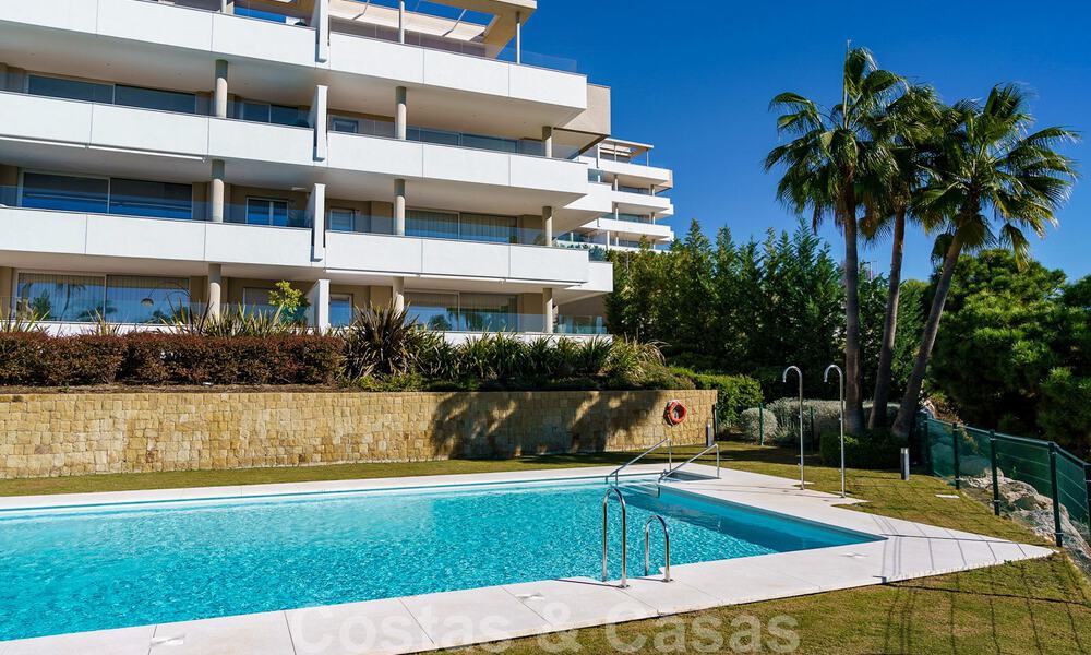 Penthouse contemporain à vendre avec vue panoramique sur la vallée et la mer, dans le quartier exclusif de Benahavis - Marbella 39097