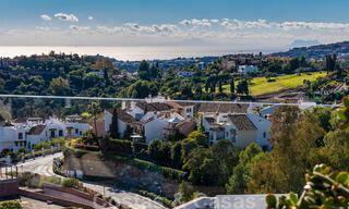 Penthouse contemporain à vendre avec vue panoramique sur la vallée et la mer, dans le quartier exclusif de Benahavis - Marbella 39102 