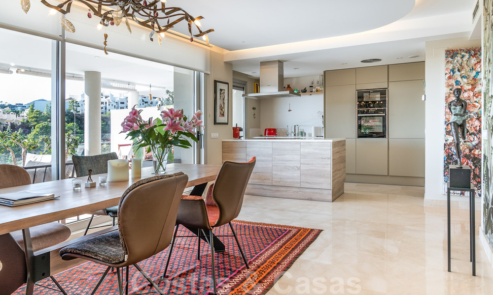 Penthouse contemporain à vendre avec vue panoramique sur la vallée et la mer, dans le quartier exclusif de Benahavis - Marbella 39114