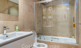 Penthouse contemporain à vendre avec vue panoramique sur la vallée et la mer, dans le quartier exclusif de Benahavis - Marbella 39120 