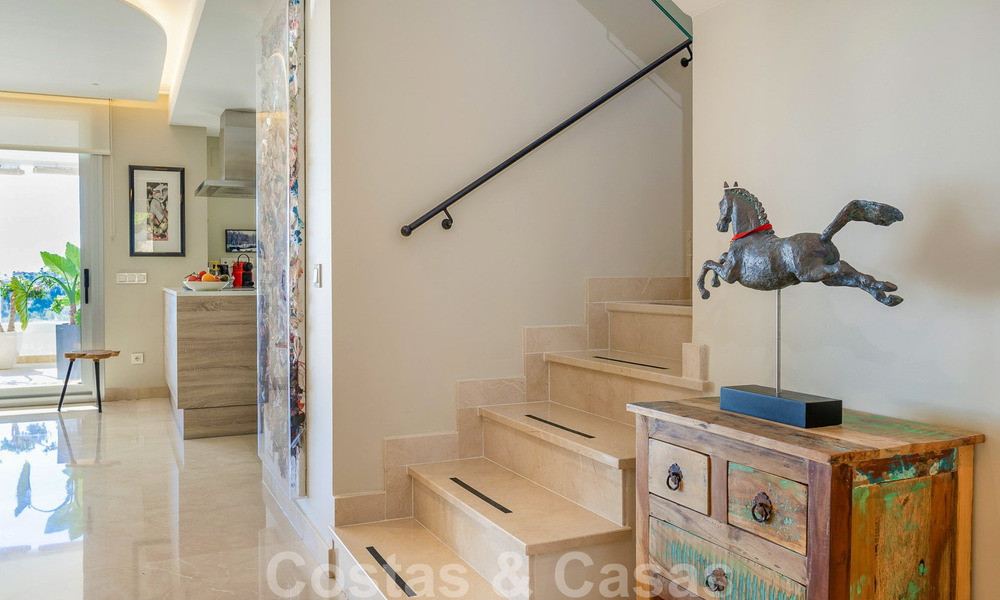 Penthouse contemporain à vendre avec vue panoramique sur la vallée et la mer, dans le quartier exclusif de Benahavis - Marbella 39122