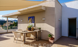 Penthouse contemporain à vendre avec vue panoramique sur la vallée et la mer, dans le quartier exclusif de Benahavis - Marbella 39132 