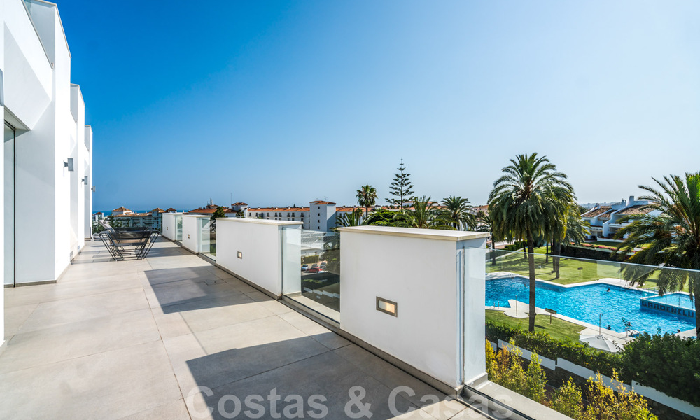 Villa de luxe ultramoderne à couper le souffle, à vendre avec vue panoramique sur la mer à Nueva Andalucia, Marbella, à distance de marche de Puerto Banus 39199
