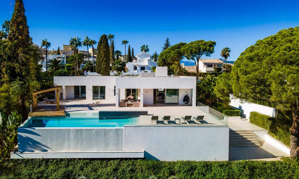 Villa contemporaine de luxe à vendre, en première ligne du resort de golf Las Brisas, avec vue imprenable à Nueva Andalucia, Marbella 39239