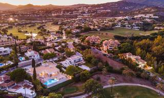 Villa contemporaine de luxe à vendre, en première ligne du resort de golf Las Brisas, avec vue imprenable à Nueva Andalucia, Marbella 39265 