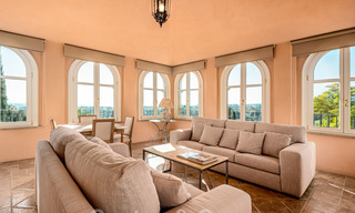 Villa de luxe de style méditerranéen à vendre avec vue sur la mer dans un complexe de golf cinq étoiles à Benahavis - Marbella 39289 