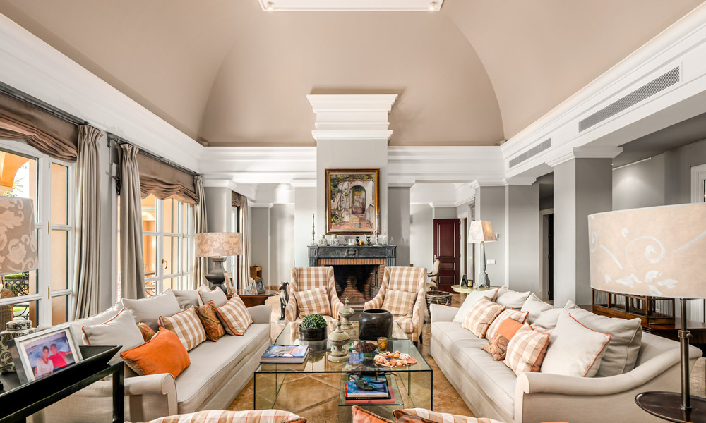 Villa de luxe de style méditerranéen à vendre avec vue sur la mer dans un complexe de golf cinq étoiles à Benahavis - Marbella 39292