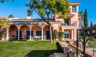 Villa de luxe de style méditerranéen à vendre avec vue sur la mer dans un complexe de golf cinq étoiles à Benahavis - Marbella 39296 