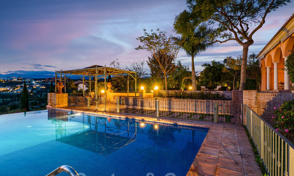 Villa de luxe de style méditerranéen à vendre avec vue sur la mer dans un complexe de golf cinq étoiles à Benahavis - Marbella 39309
