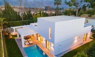 Prêt à emménager, nouvelle villa moderne à vendre à Guadalmina, à côté de San Pedro, Marbella 39339 