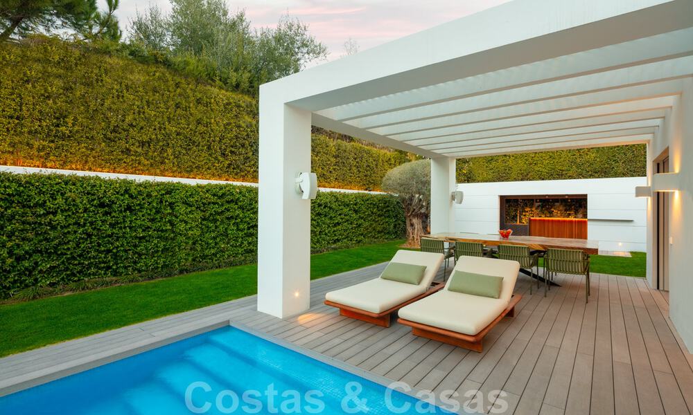 Prêt à emménager, nouvelle villa moderne à vendre à Guadalmina, à côté de San Pedro, Marbella 39343