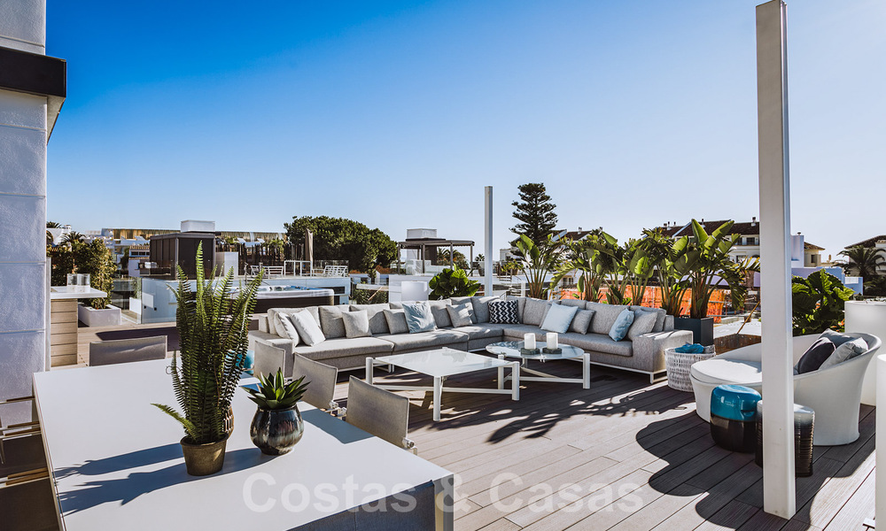 Prête à emménager, villa de luxe moderne à vendre, à proximité de la plage et de Puerto Banus, au Golden Mile à Marbella 39352