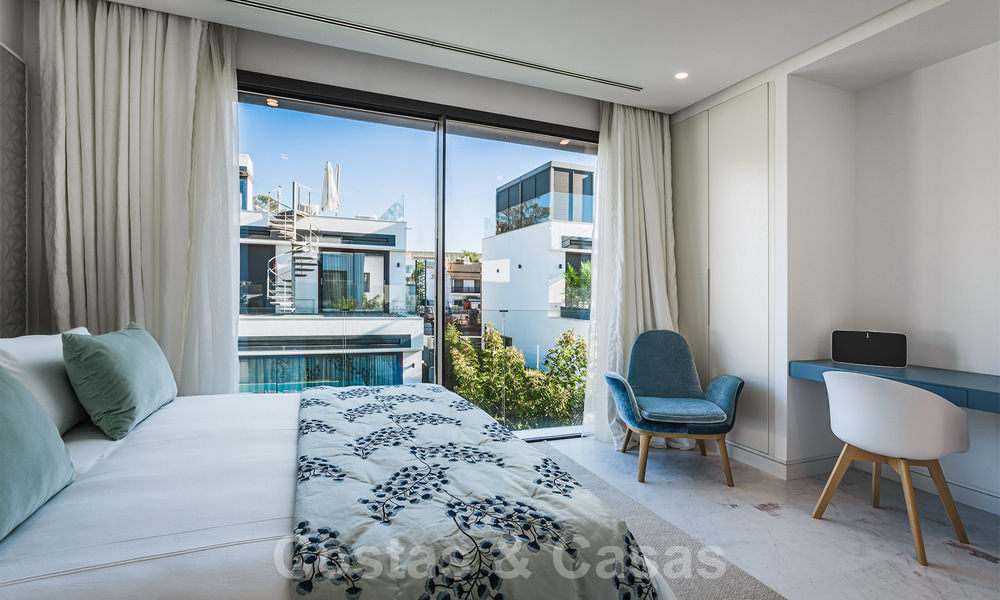 Prête à emménager, villa de luxe moderne à vendre, à proximité de la plage et de Puerto Banus, au Golden Mile à Marbella 39355