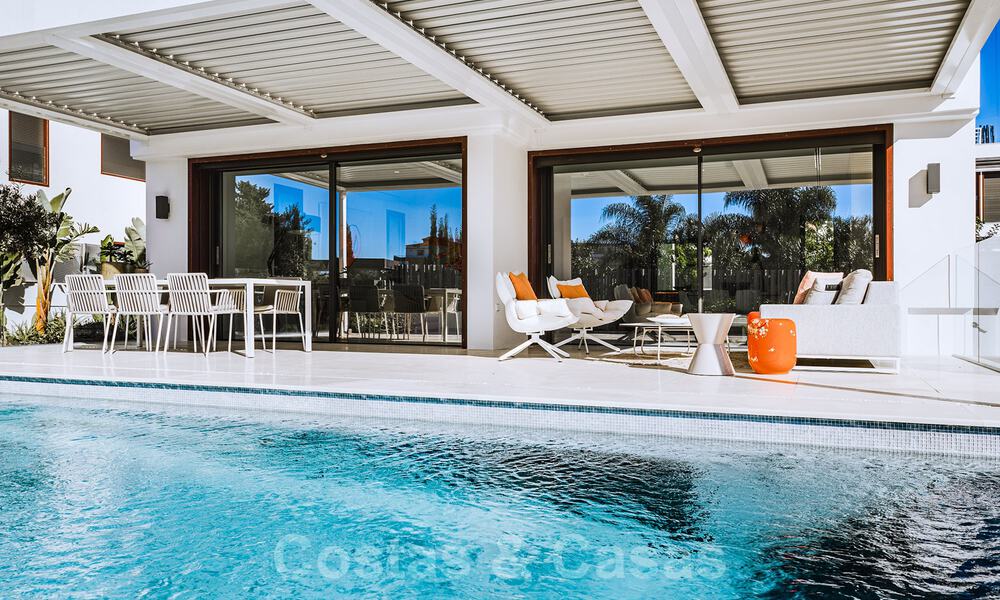 Prête à emménager, villa de luxe moderne à vendre, à proximité de la plage et de Puerto Banus, au Golden Mile à Marbella 39372
