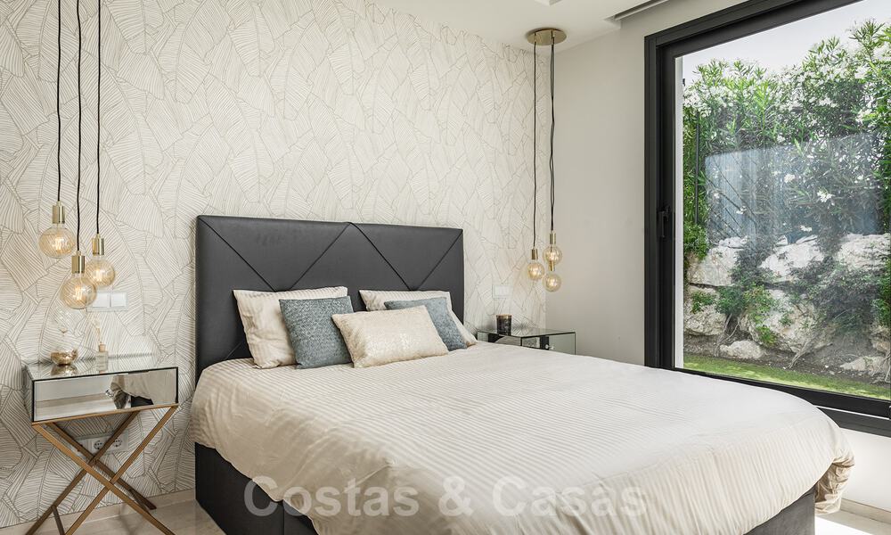 Villa de luxe moderne à vendre dans une communauté sécurisée à Nueva Andalucia, Marbella 39398