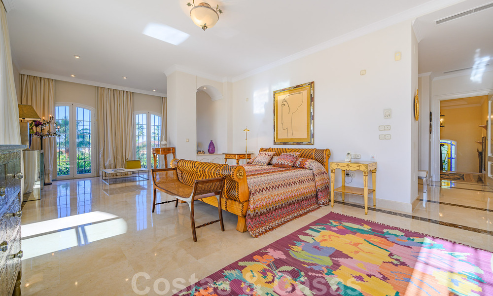 Villa de style espagnol à vendre dans la zone de plage convoitée de Bahia de Marbella 39449