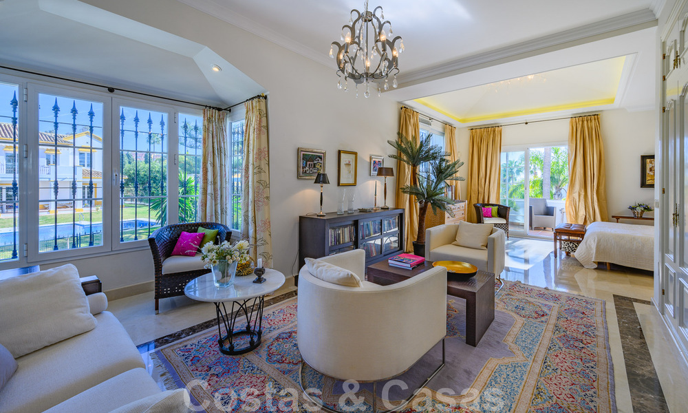 Villa de style espagnol à vendre dans la zone de plage convoitée de Bahia de Marbella 39452
