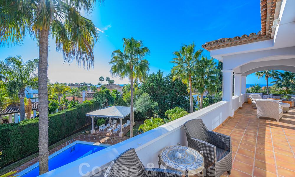 Villa de style espagnol à vendre dans la zone de plage convoitée de Bahia de Marbella 39454