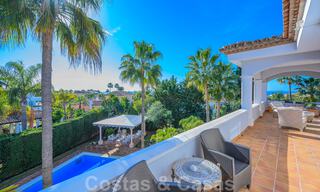 Villa de style espagnol à vendre dans la zone de plage convoitée de Bahia de Marbella 39454 