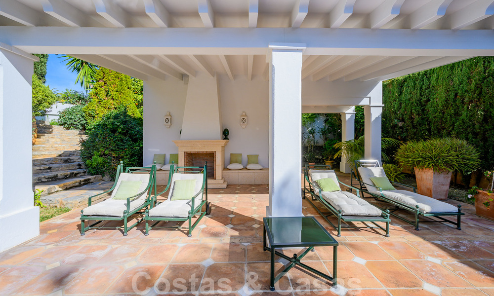 Villa de style espagnol à vendre dans la zone de plage convoitée de Bahia de Marbella 39460