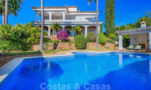 Villa de style espagnol à vendre dans la zone de plage convoitée de Bahia de Marbella 39461
