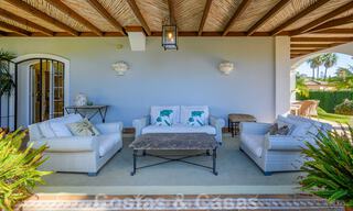Villa de style espagnol à vendre dans la zone de plage convoitée de Bahia de Marbella 39462 