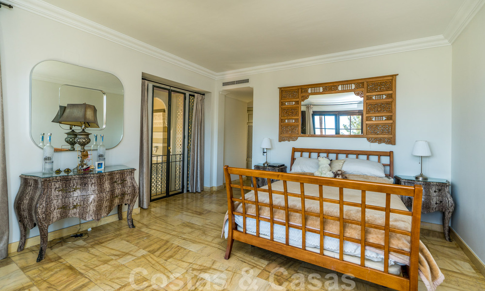 Villa charmante de style Alhambra à vendre dans l'exclusif Marbella Club Golf Resort à Benahavis, la Costa del Sol 39522