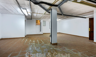 Villa de luxe de style méditerranéen à vendre à proximité de la plage, d’un terrain de golf et des commodités dans le prestigieux quartier de Guadalmina Baja à Marbella 39558 