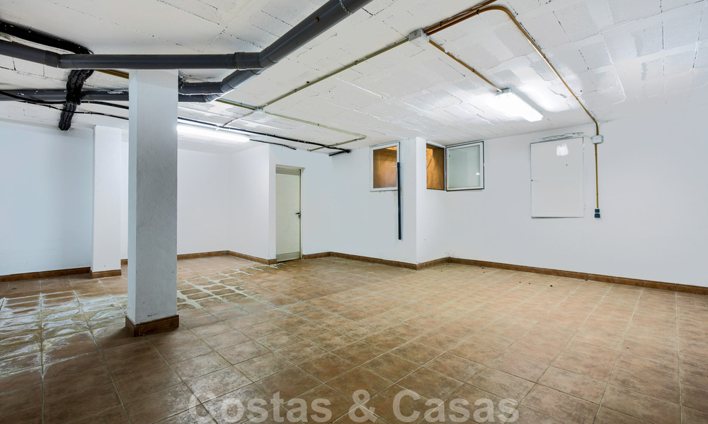 Villa de luxe de style méditerranéen à vendre à proximité de la plage, d’un terrain de golf et des commodités dans le prestigieux quartier de Guadalmina Baja à Marbella 39559