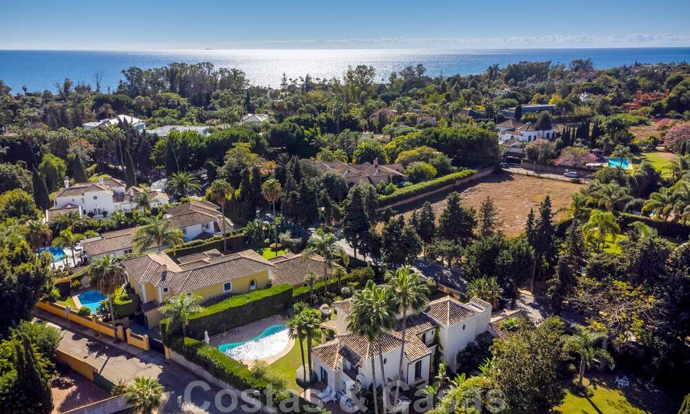 Villa de luxe de style méditerranéen à vendre à proximité de la plage, d’un terrain de golf et des commodités dans le prestigieux quartier de Guadalmina Baja à Marbella 39564
