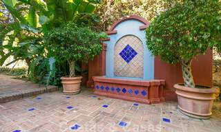 Villa de luxe de style méditerranéen à vendre à proximité de la plage, d’un terrain de golf et des commodités dans le prestigieux quartier de Guadalmina Baja à Marbella 39587 