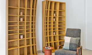 Villa de luxe rénovée et spacieuse à vendre dans un style méditerranéen avec un design contemporain à Nueva Andalucia, Marbella 39619 