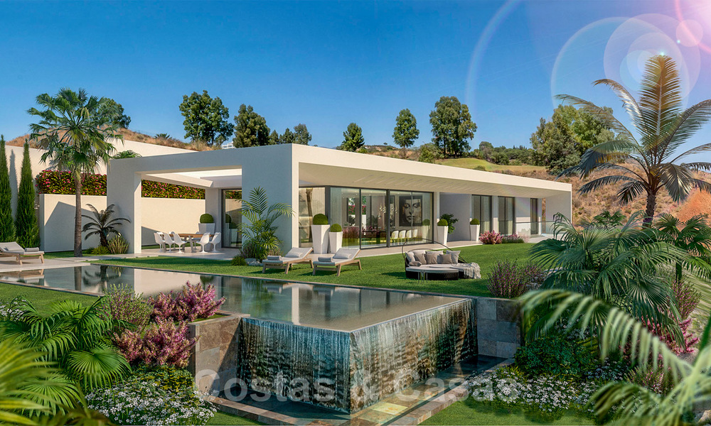 Villa moderniste à vendre dans un resort de golf de Mijas avec vue panoramique sur la mer 39800