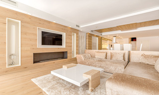 Appartement contemporain rénové en première ligne de la plage à vendre à Gray D'Albion à Puerto Banus, Marbella 39774 