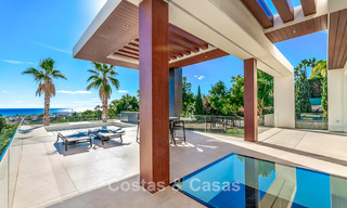 Villa d'architecture moderne avec vue panoramique sur la mer à vendre dans un complexe de golf 5 étoiles à Marbella – Benahavis 791731 