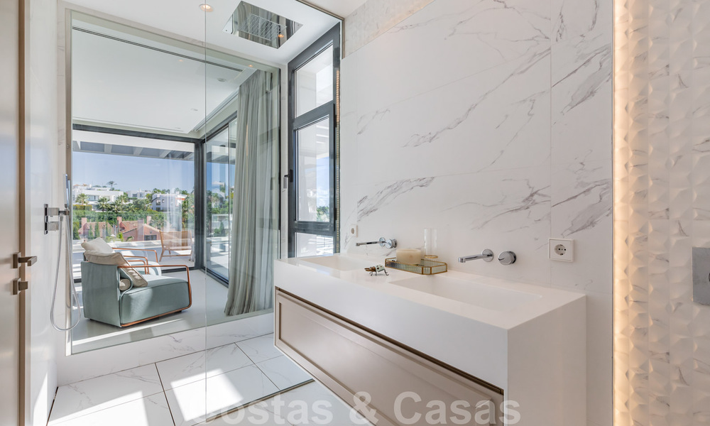 Villa moderne et magistrale, prête à emménager, à vendre à Nueva Andalucia, Marbella 39879