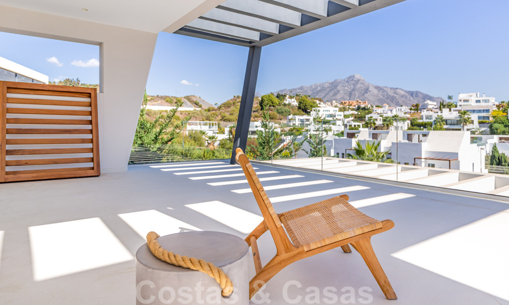 Villa moderne et magistrale, prête à emménager, à vendre à Nueva Andalucia, Marbella 39882