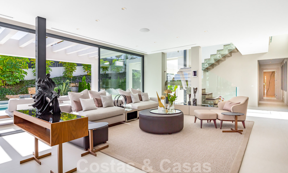 Villa moderne et magistrale, prête à emménager, à vendre à Nueva Andalucia, Marbella 39889