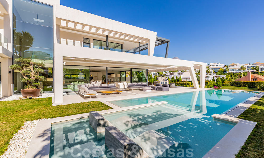 Villa moderne et magistrale, prête à emménager, à vendre à Nueva Andalucia, Marbella 39895