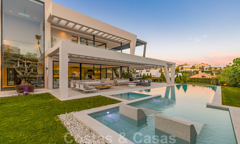 Villa moderne et magistrale, prête à emménager, à vendre à Nueva Andalucia, Marbella 39907