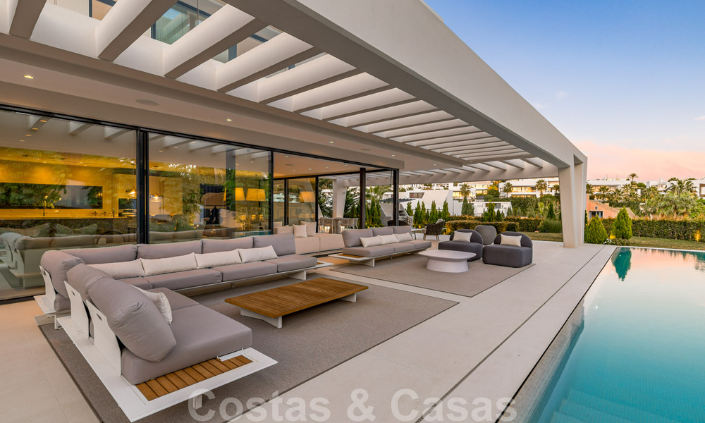 Villa moderne et magistrale, prête à emménager, à vendre à Nueva Andalucia, Marbella 39908
