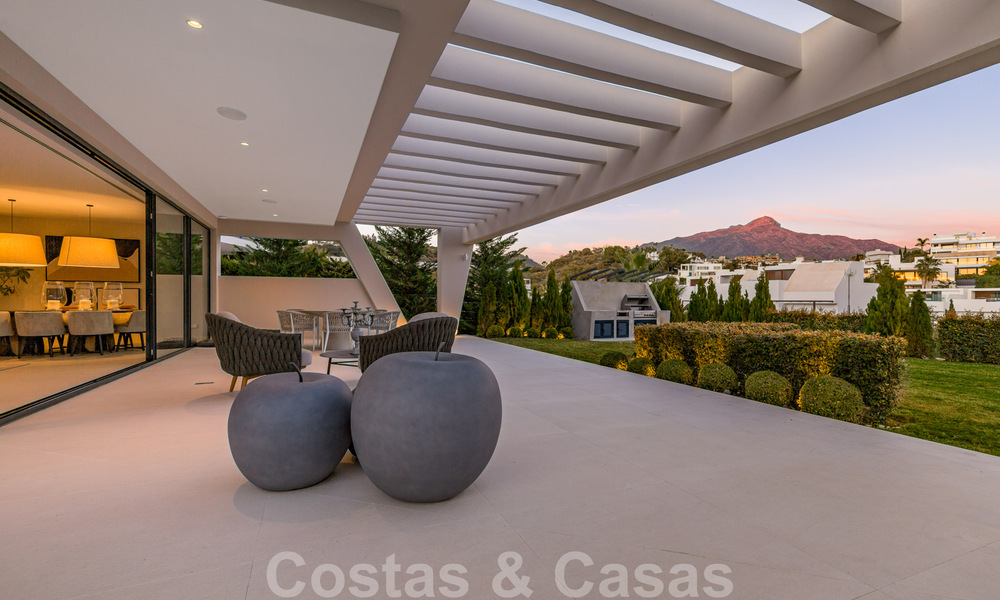 Villa moderne et magistrale, prête à emménager, à vendre à Nueva Andalucia, Marbella 39911