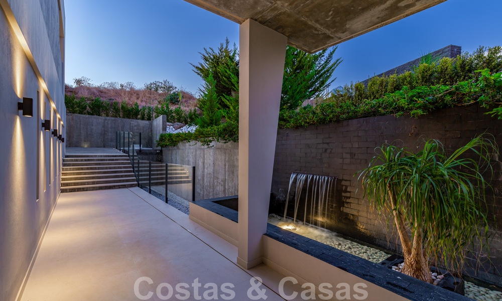 Villa moderne et magistrale, prête à emménager, à vendre à Nueva Andalucia, Marbella 39916